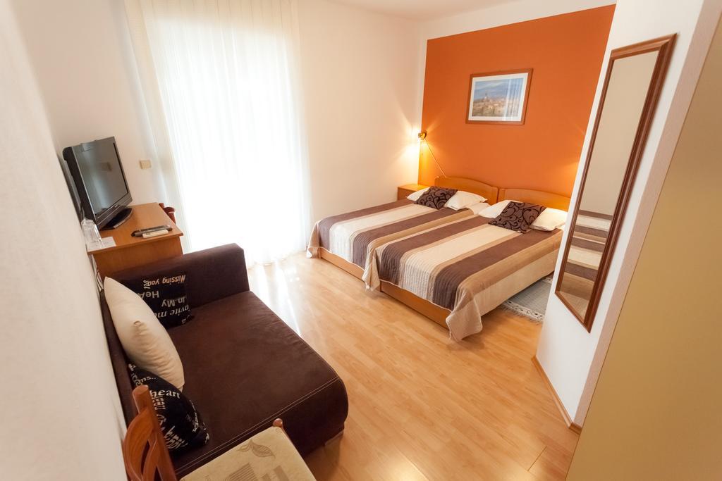 Apartment Iva Zadar Oda fotoğraf